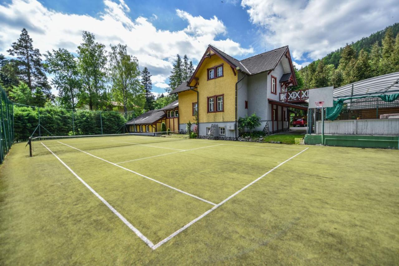 Отель Vila Maria Татранска-Котлина Экстерьер фото